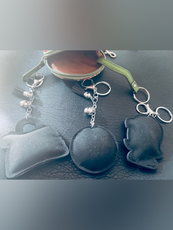 Bundle of colorful coin purse Franco Sarto  others are puffy bag/key charms - Picture 2 of 2